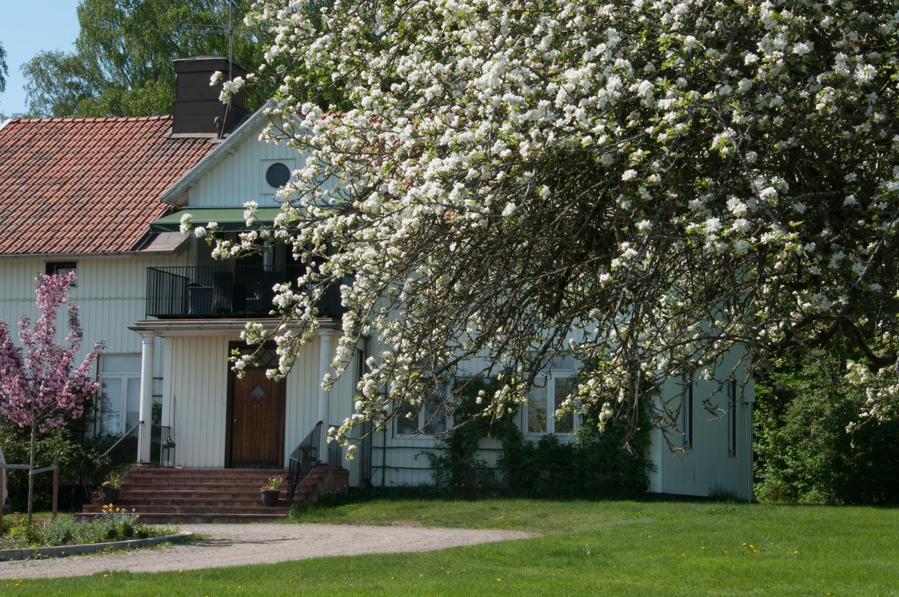 Ekeby i Bro Bed and Breakfast Eksteriør billede